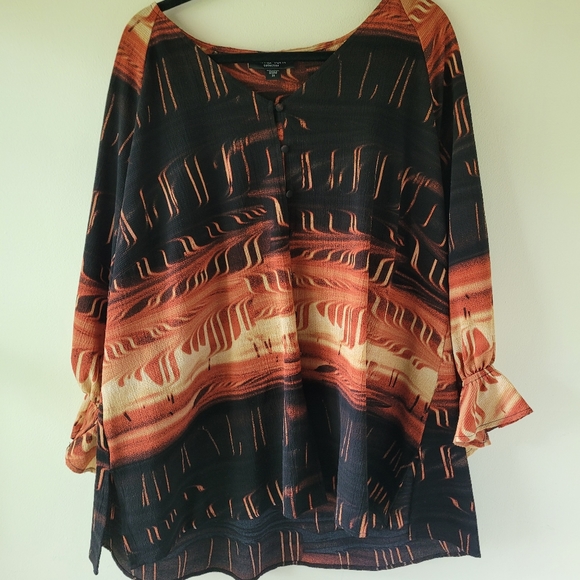 Flowy blouse - Picture 1 of 2